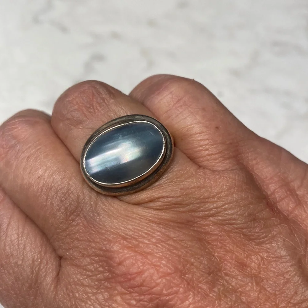 Ring - Picture 1 of 4